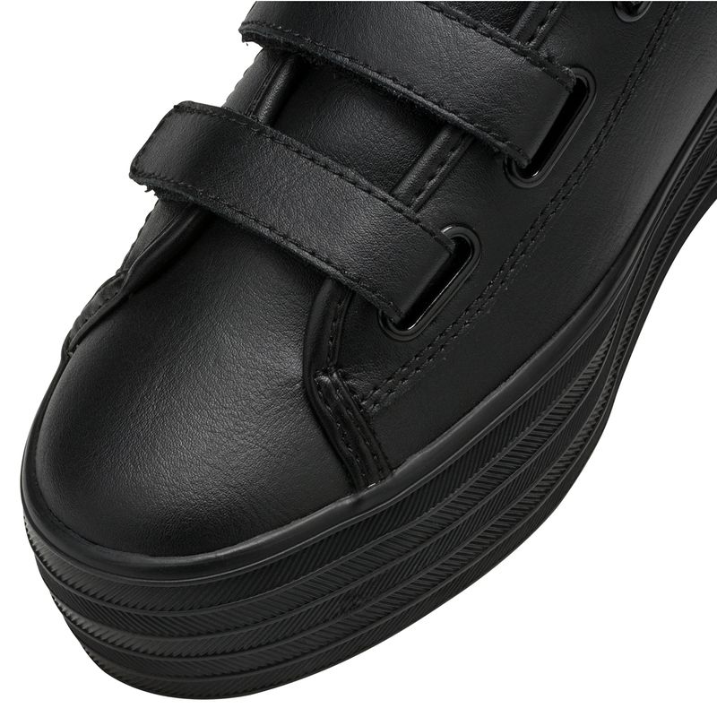 Zapatilla-Triple-Kick-Velcro-Leather