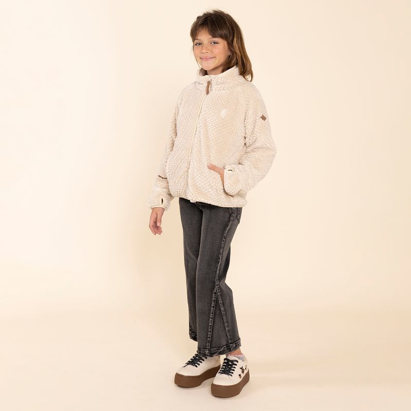 Polar-Niña-Cerro-Beige