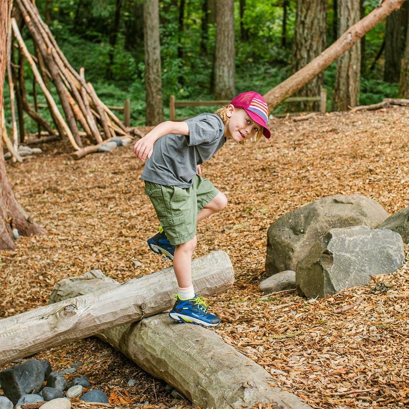 Zapatilla Niña Moab Speed 2 Mid Waterproof Azul Marino Merrell