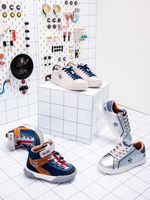 Zapatilla-Niño-Star-Wars-R2-D2-Plateado-Hush-Puppies