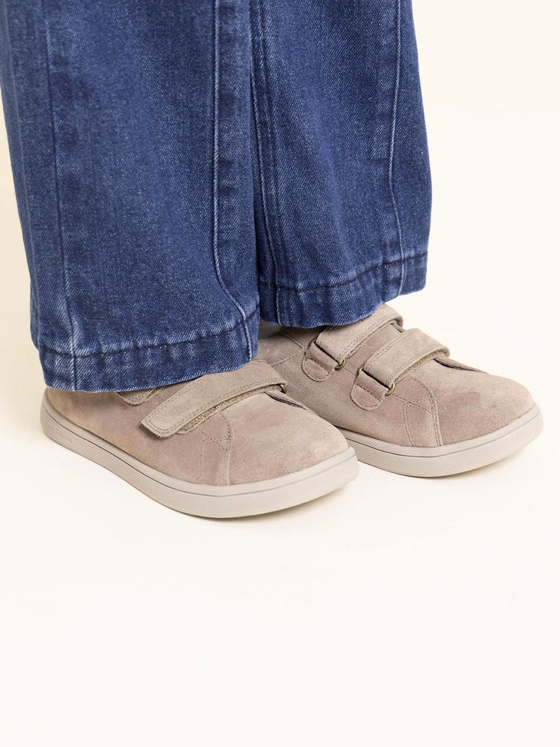 Zapatilla Cuero Niña Hobart Café